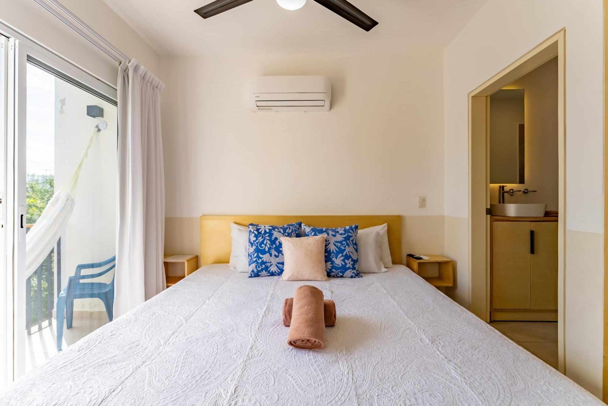 Bed Away Studios Cancun Exterior photo