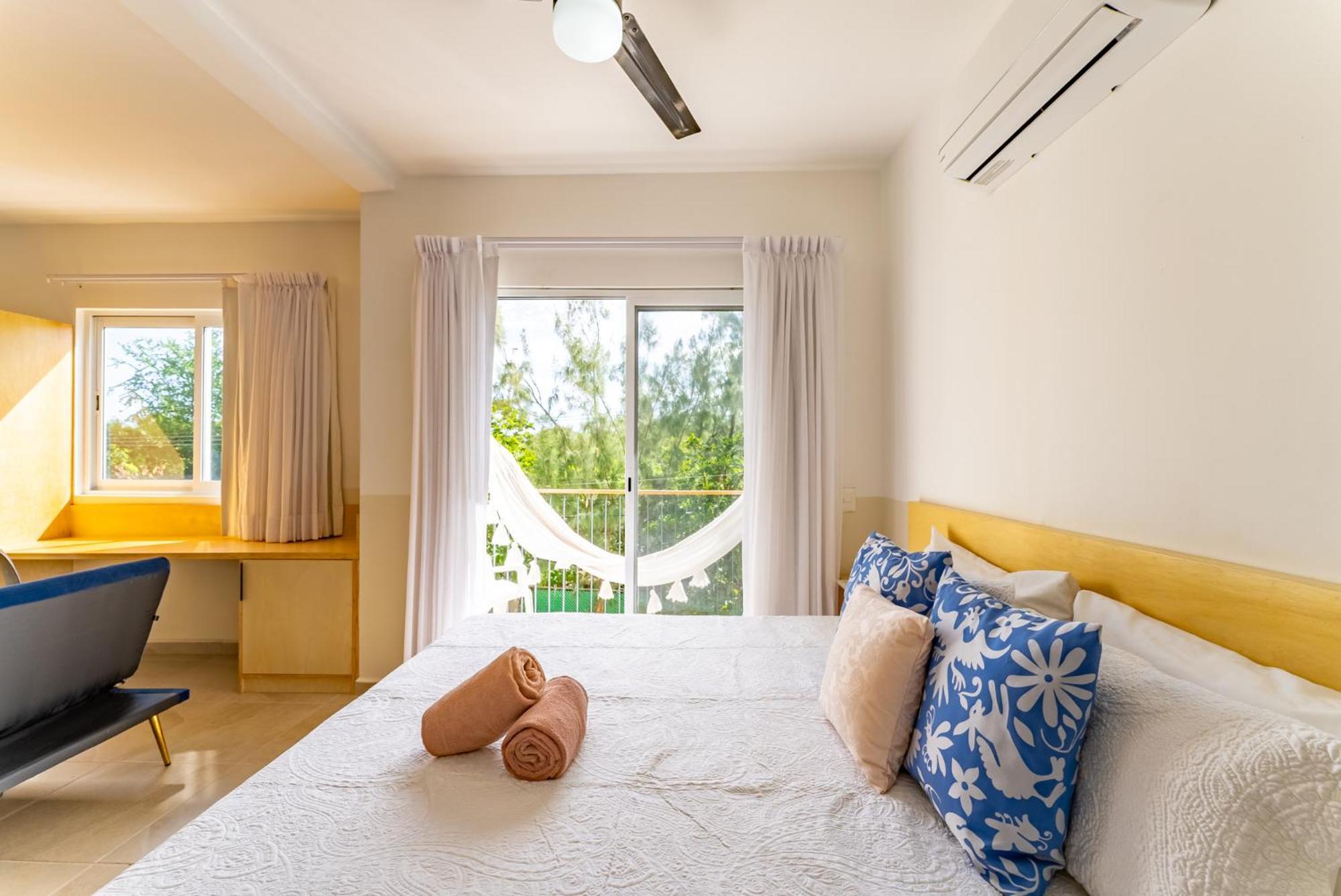 Bed Away Studios Cancun Exterior photo